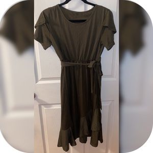NEVER WORN— Army green pedal short sleeved dress with ruffle hem